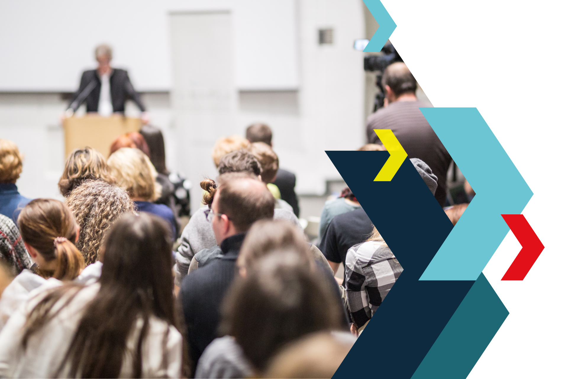 Pfeile mit einer Menschenmenge im Hintergrund