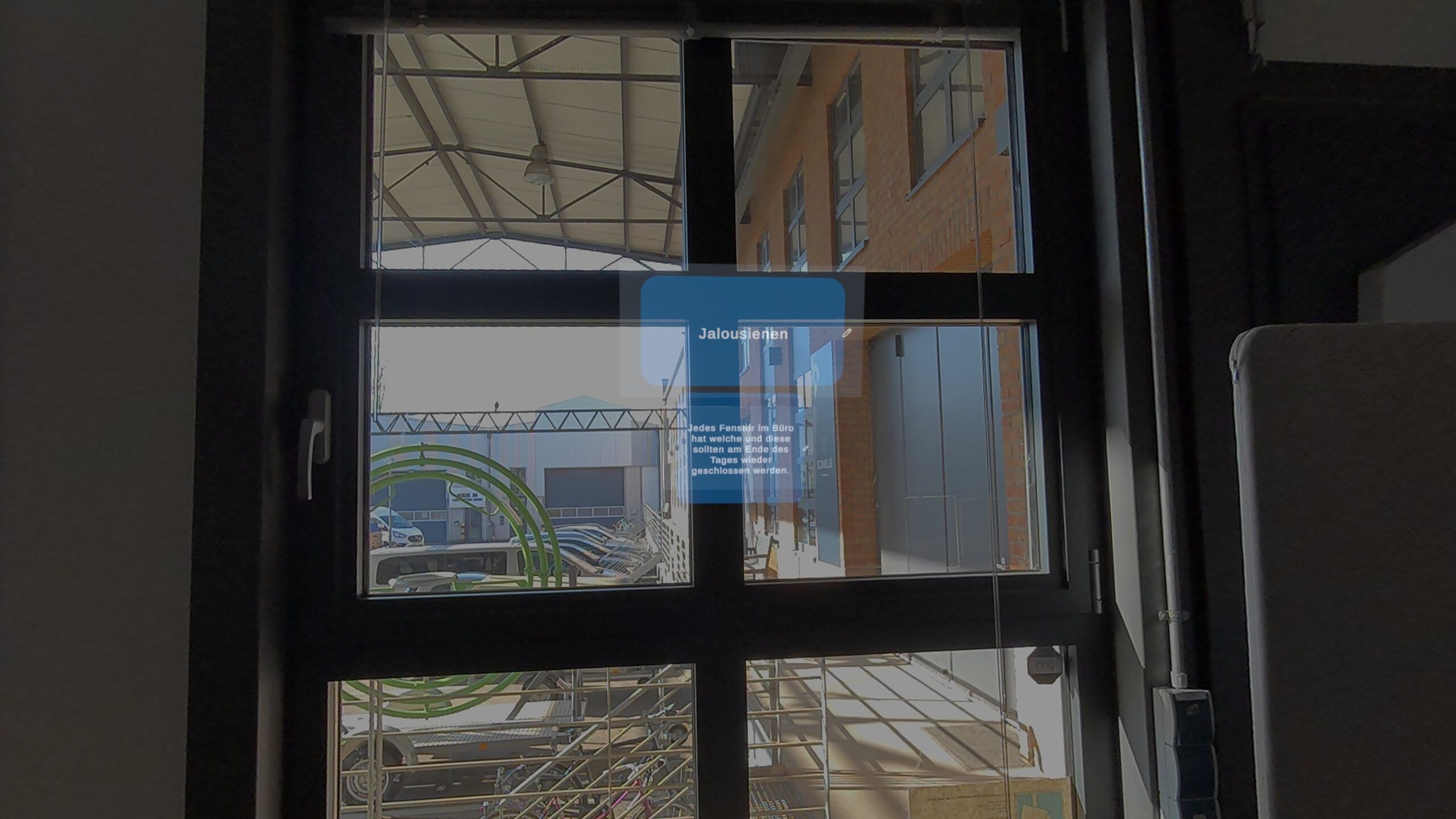 Anweisungen zum Jalousien schließen