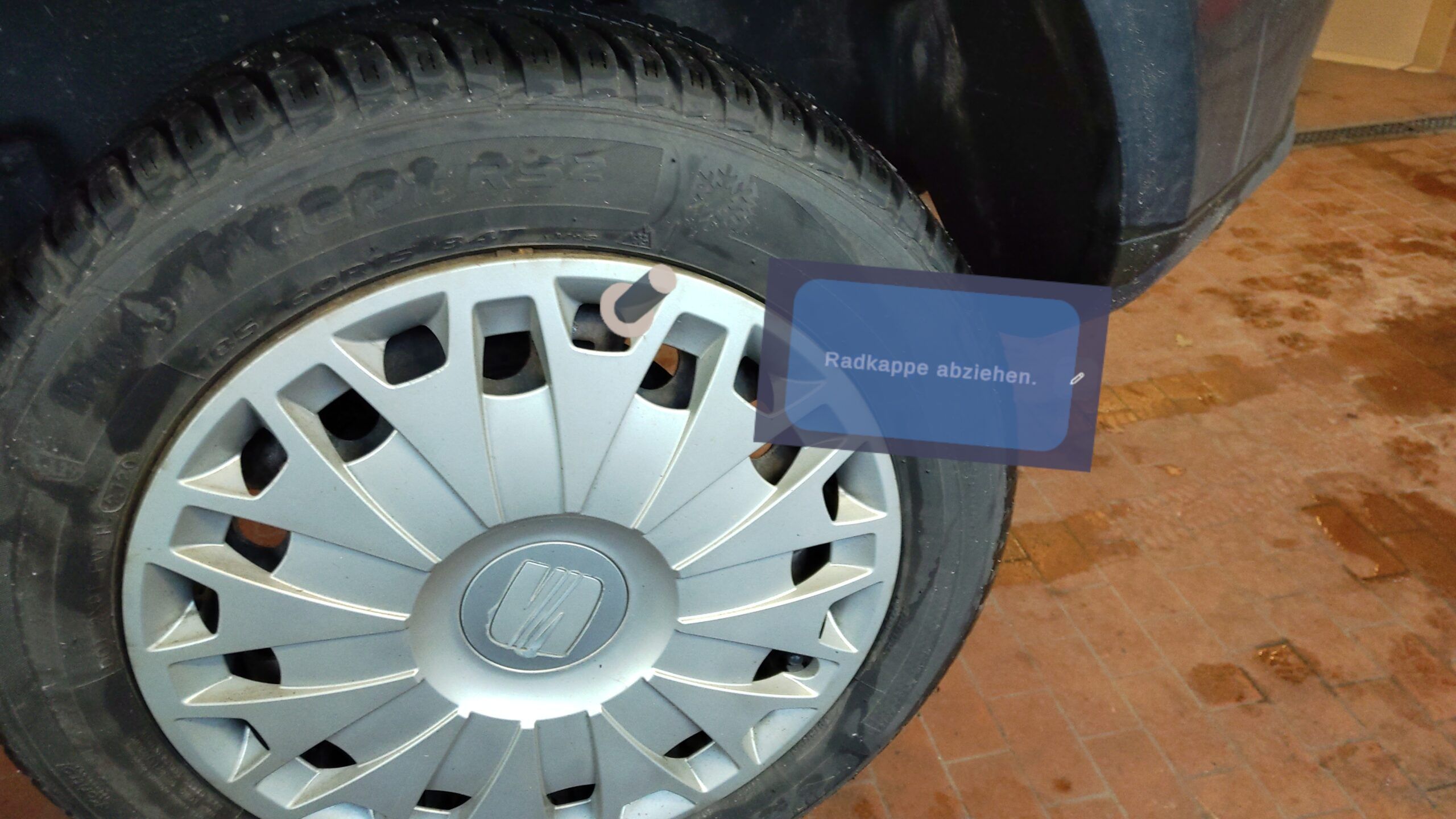 Anweisung Radkappe abziehen